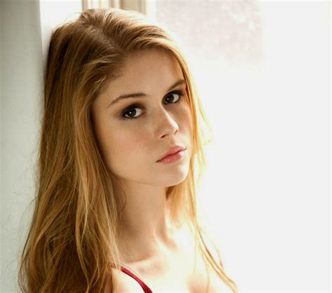 Erin Moriarty : r/OnOffCelebs